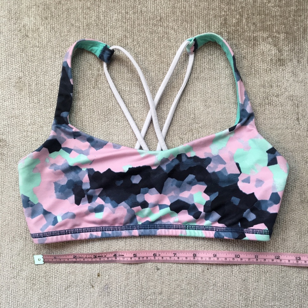 Lululemon Free To Be Bra Clouded Dreams 🌩 Size 6